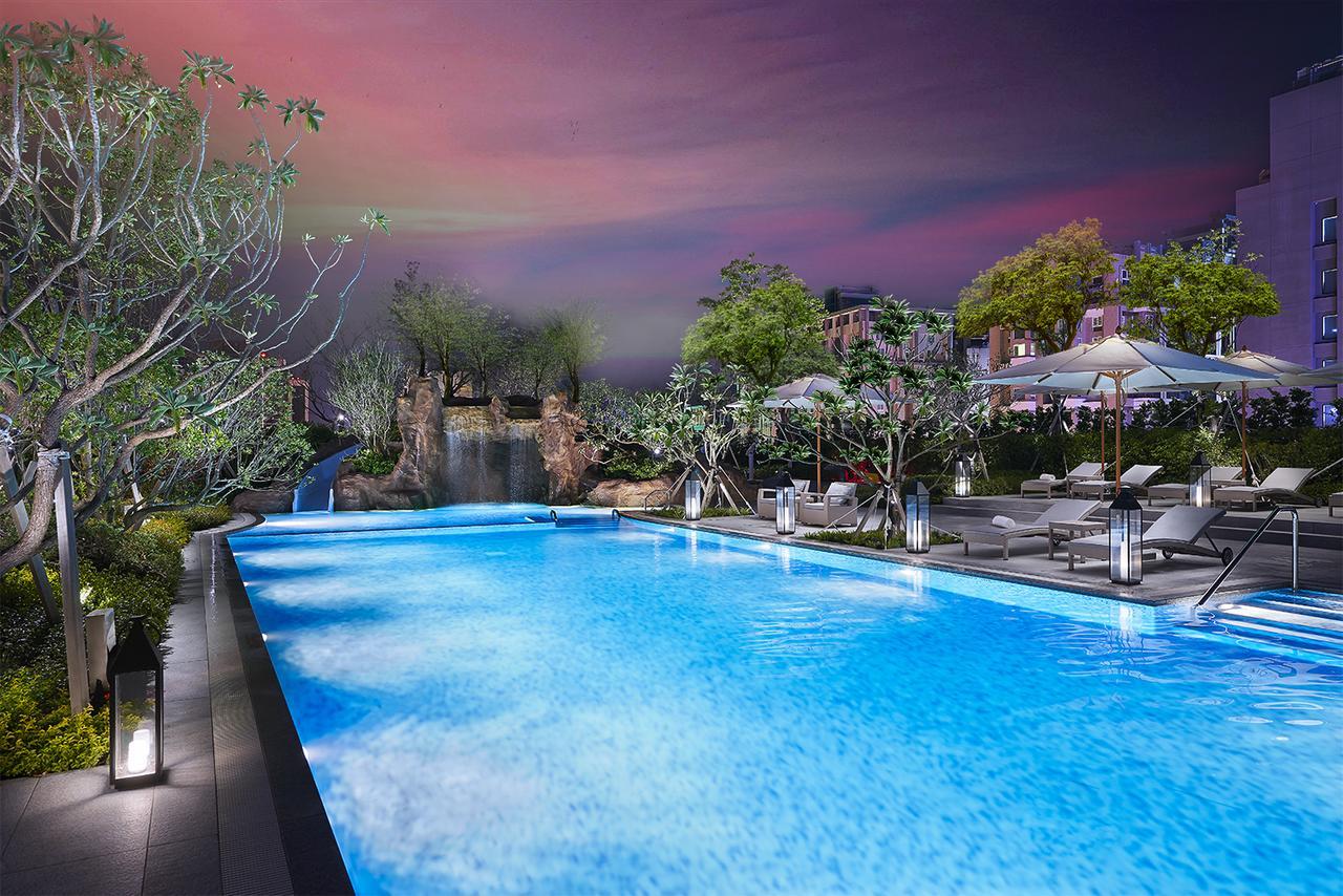 Mu Jiaoxi Hotel Екстер'єр фото The swimming pool at the hotel